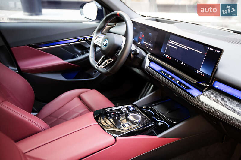 Седан BMW i5 2024 в Киеве