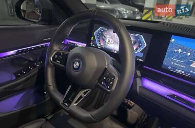 Седан BMW i5 2023 в 