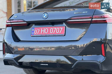 Седан BMW i5 2024 в 