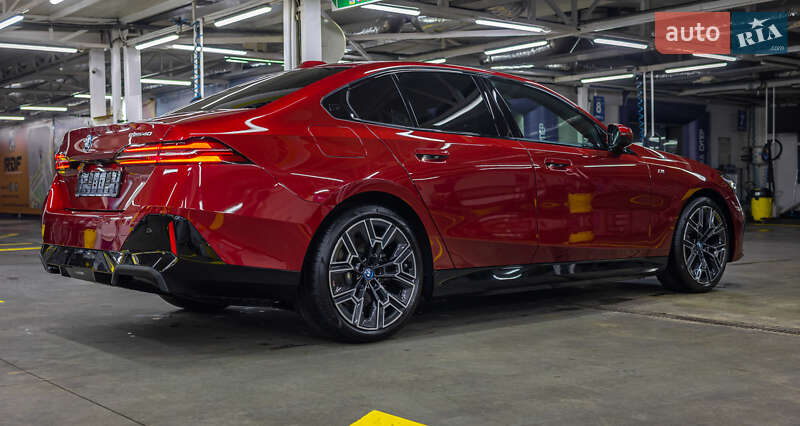 BMW i5 2024