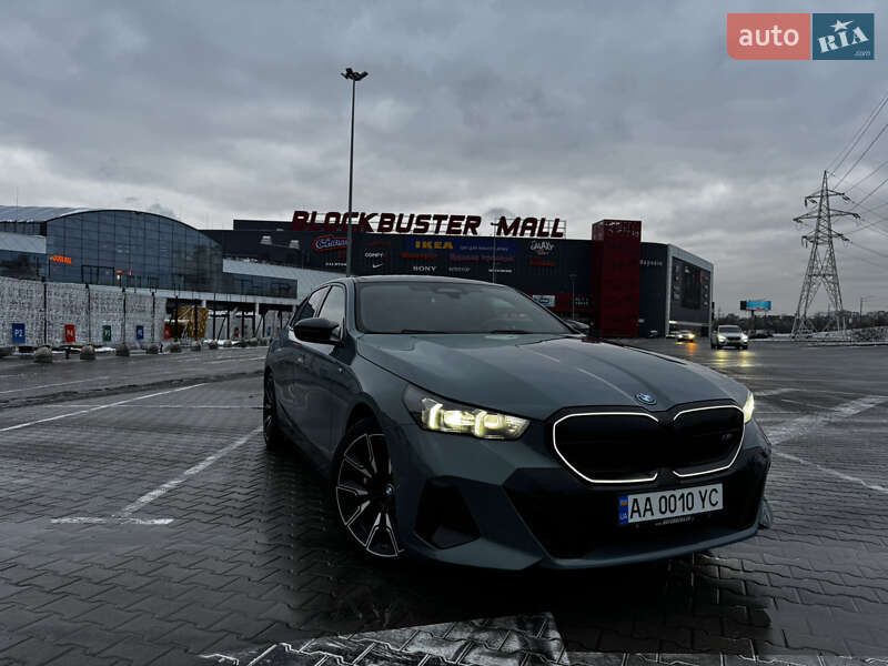 BMW i5 2023
