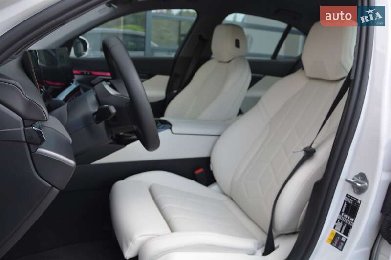 Седан BMW i5 2024 в Киеве