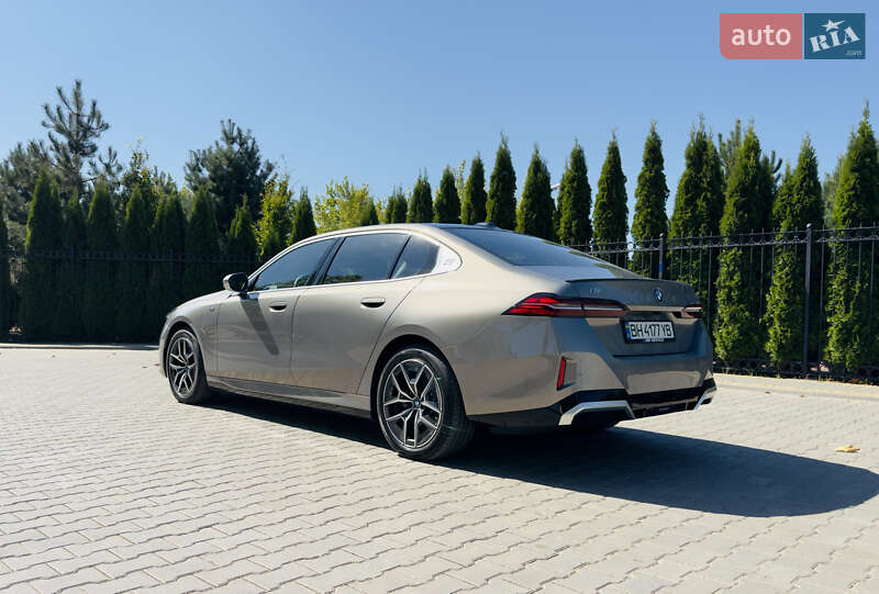 Седан BMW i5 2024 в Одессе