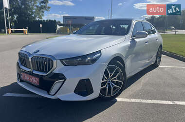 Седан BMW i5 2024 в Киеве