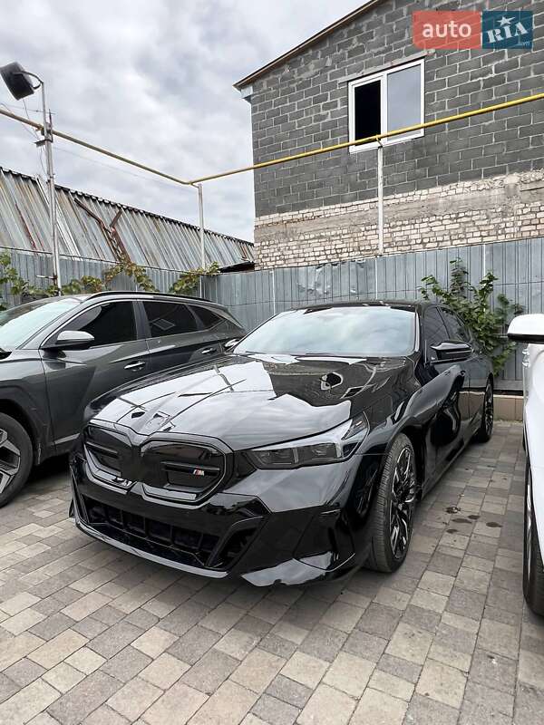 Седан BMW i5 2024 в Черкассах