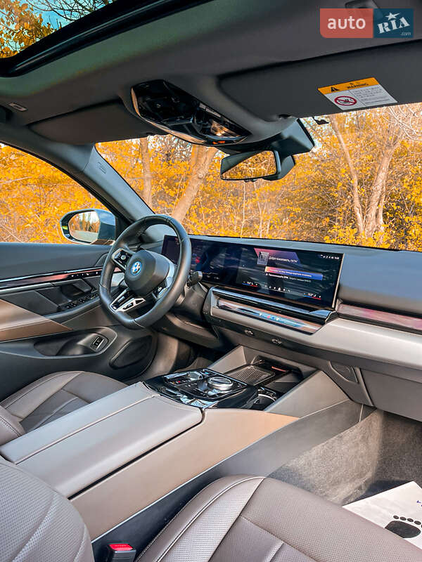 Седан BMW i5 2024 в Кривом Роге фото 7 Седан BMW i5 2024 в Кривом Роге