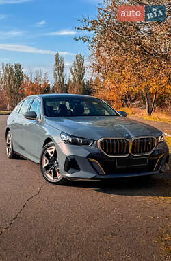 Седан BMW i5 2024 в Кривом Роге