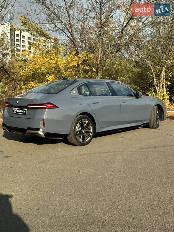 Седан BMW i5 2024 в Кривом Роге фото 5 Седан BMW i5 2024 в Кривом Роге