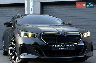 Седан BMW i5 2023 в Киеве