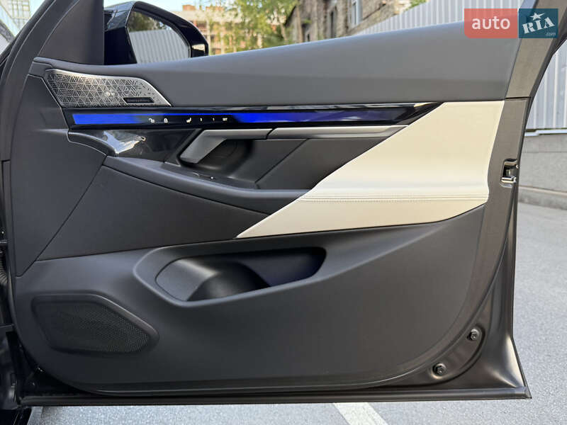 Седан BMW i5 2023 в Киеве фото 62 Седан BMW i5 2023 в Киеве