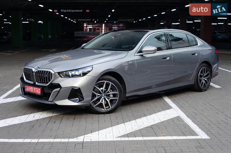 Седан BMW i5 2024 в Киеве фото 14 Седан BMW i5 2024 в Киеве