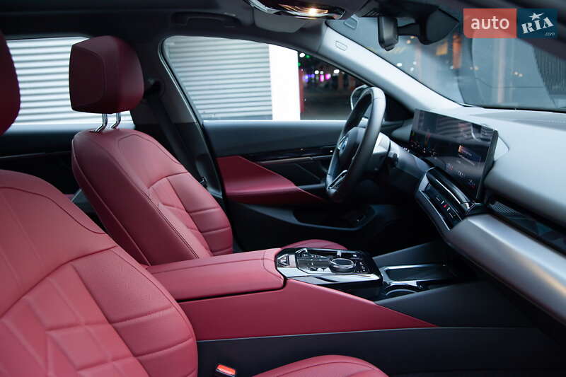 Седан BMW i5 2024 в Киеве фото 30 Седан BMW i5 2024 в Киеве