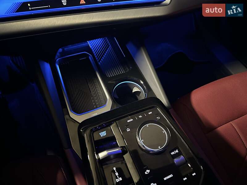 Седан BMW i5 2024 в Одессе