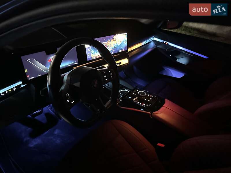 Седан BMW i5 2024 в Одессе