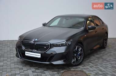 Седан BMW i5 2025 в Киеве