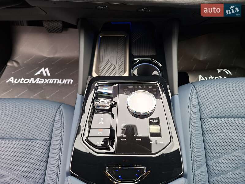 Седан BMW i5 2024 в Одесі