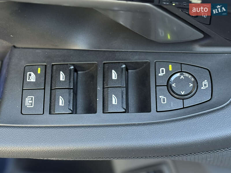 Седан BMW i5 2023 в Киеве