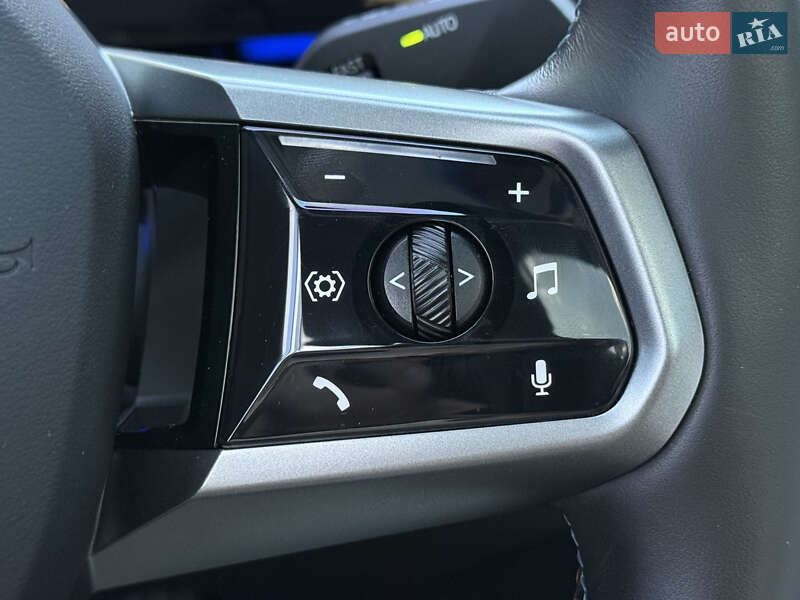 Седан BMW i5 2023 в Киеве