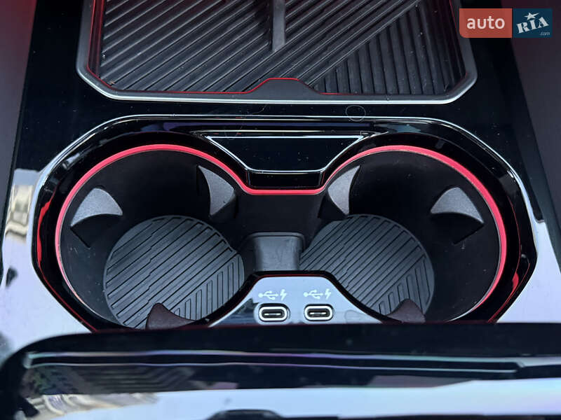 Седан BMW i5 2023 в Киеве