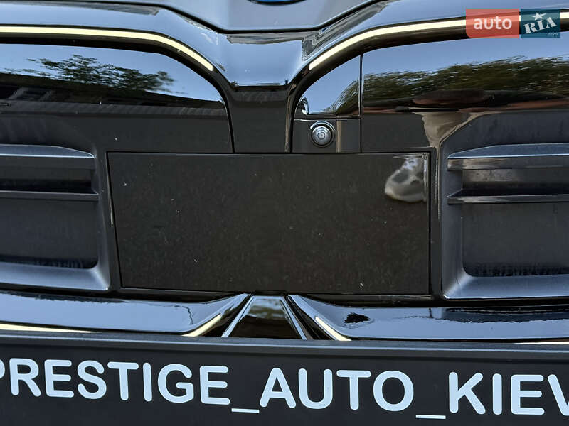 Седан BMW i5 2023 в Києві