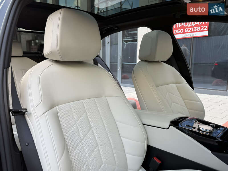 Седан BMW i5 2023 в Києві