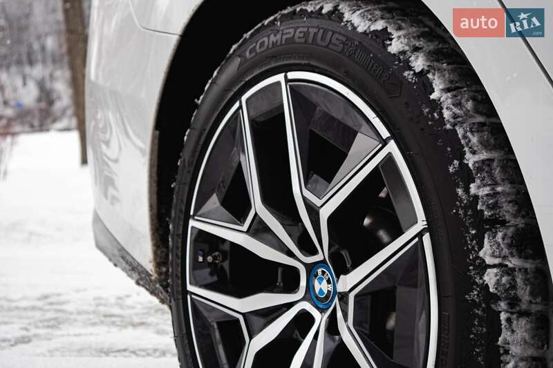 Седан BMW i5 2024 в Киеве