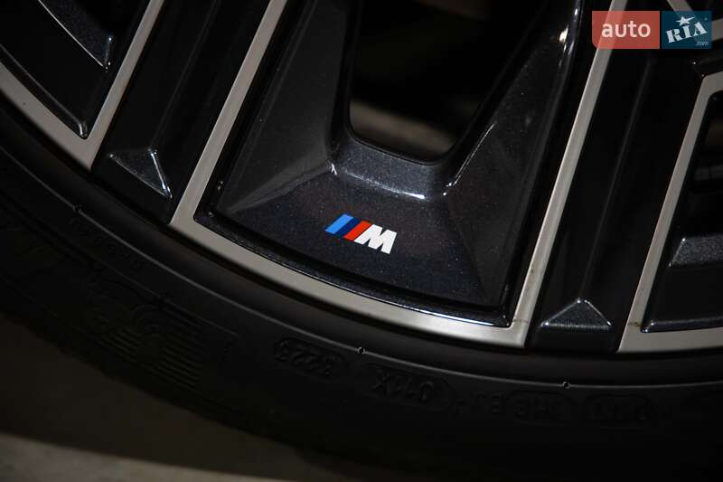 Седан BMW i5 2023 в Луцке