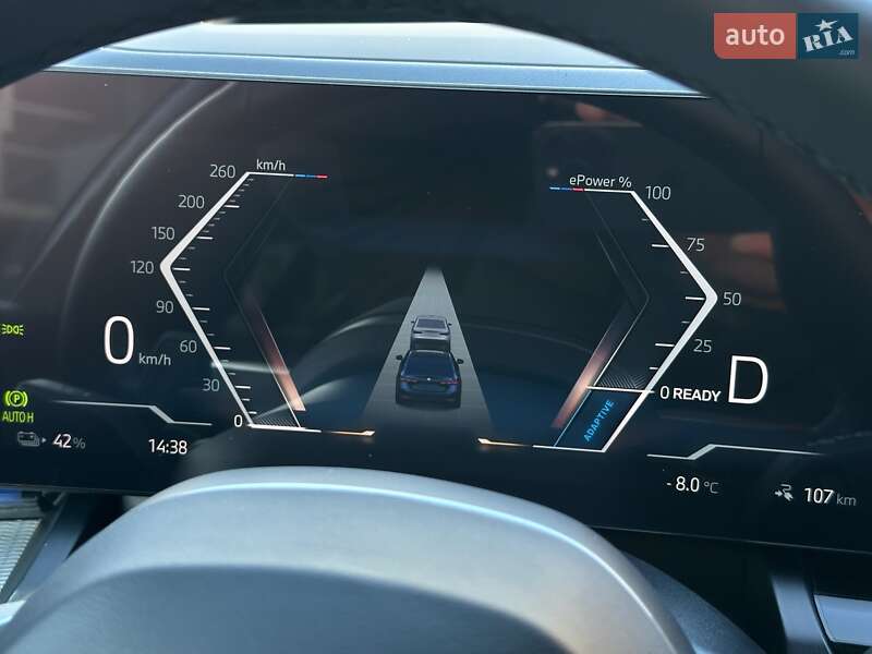 Седан BMW i5 2024 в Києві