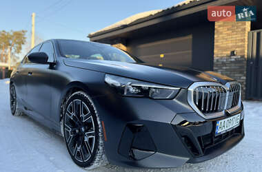 Седан BMW i5 2024 в Києві