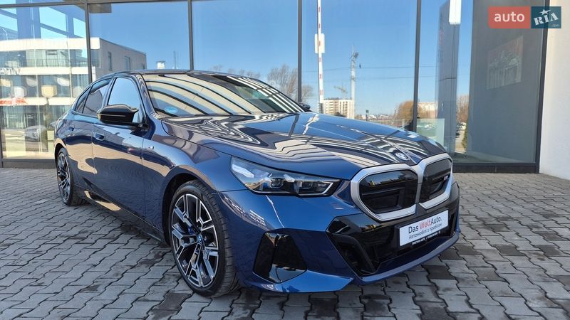 BMW i5 2023