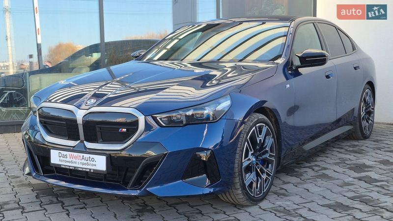 Седан BMW i5 2023 в Хмельницком