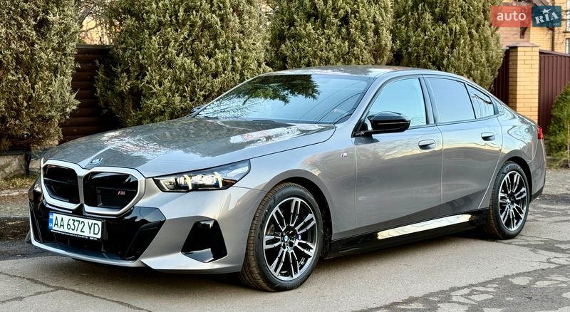 Седан BMW i5 2025 в Києві фото 4 Седан BMW i5 2025 в Києві