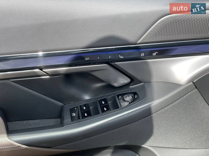 Седан BMW i5 2024 в Киеве