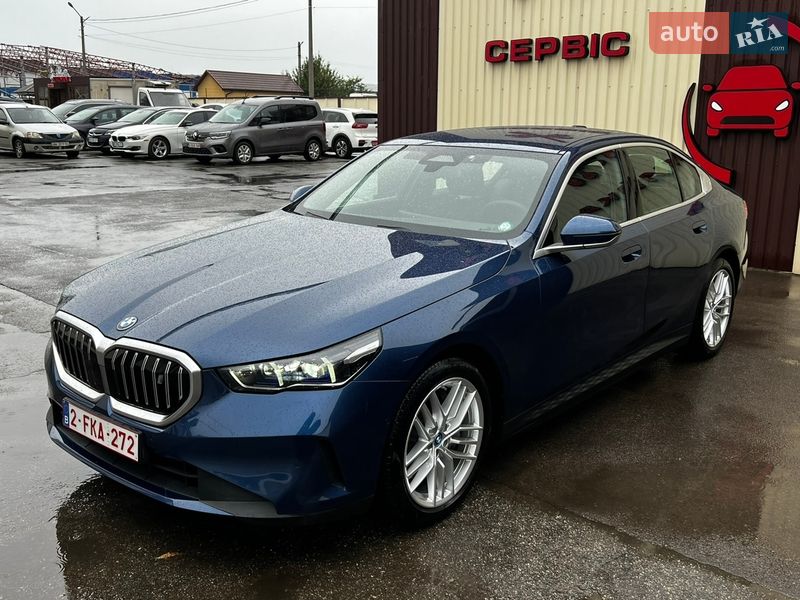Седан BMW i5 2024 в Рівному