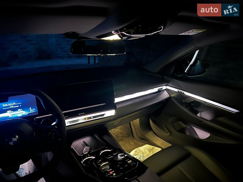 Седан BMW i5 2024 в Рівному