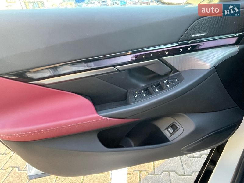 Седан BMW i5 2024 в Києві фото 13 Седан BMW i5 2024 в Києві