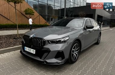 Седан BMW i5 2024 в Мукачево