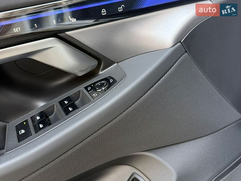 Седан BMW i5 2024 в Киеве