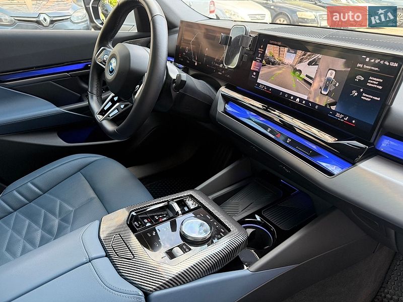 Седан BMW i5 2024 в Киеве