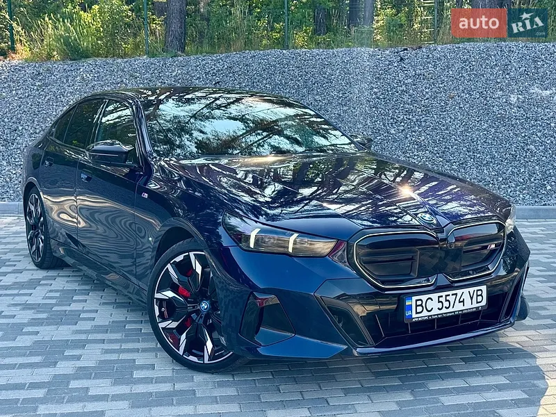 BMW i5 2023