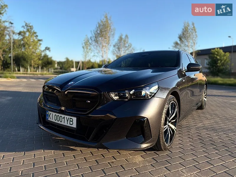BMW i5