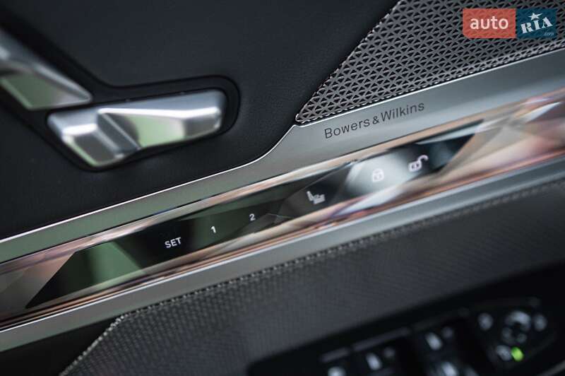 Седан BMW i7 2023 в Одессе