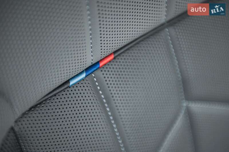 Седан BMW i7 2023 в Одессе
