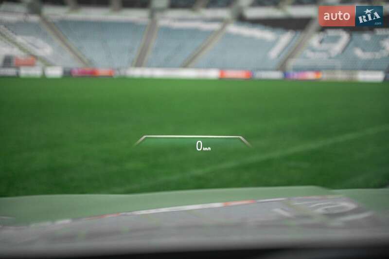 Седан BMW i7 2023 в Одессе