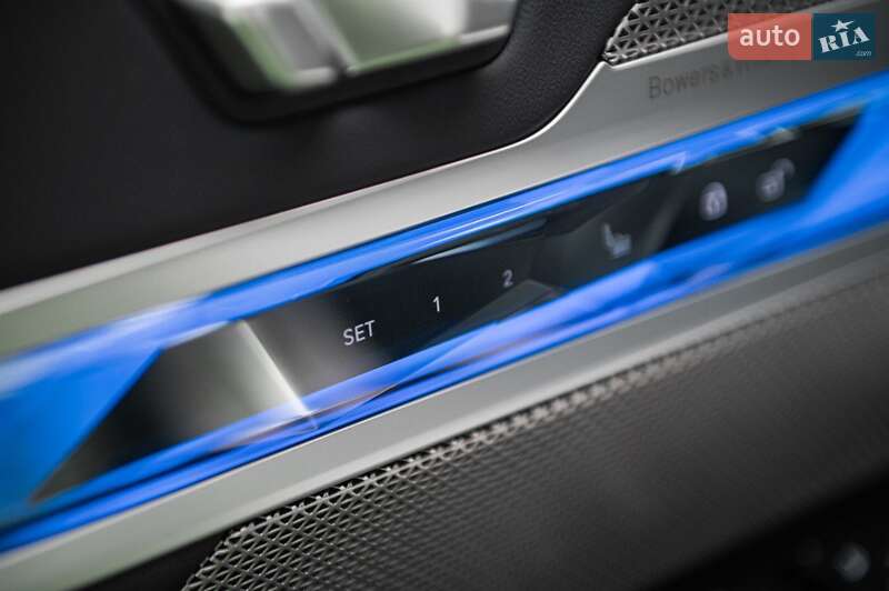 Седан BMW i7 2023 в Одессе