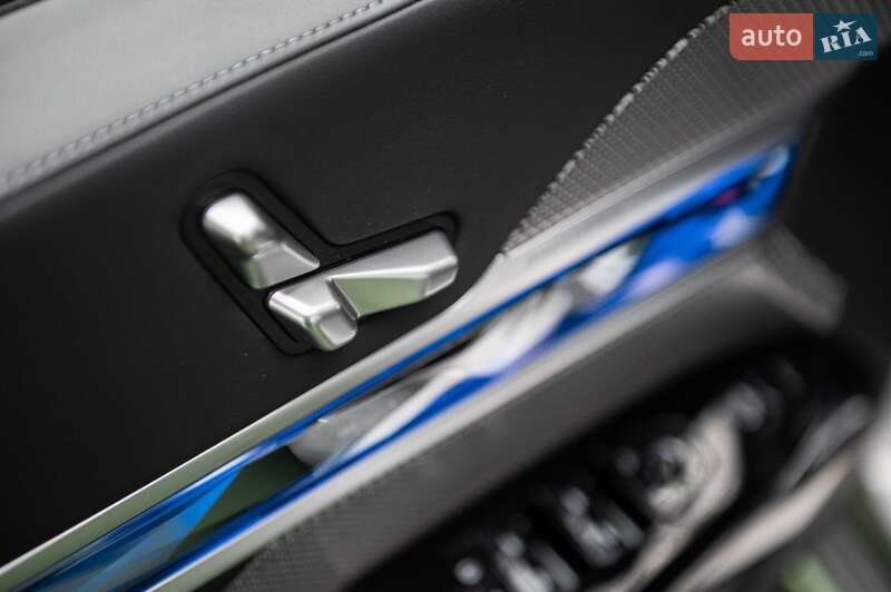 Седан BMW i7 2023 в Одессе