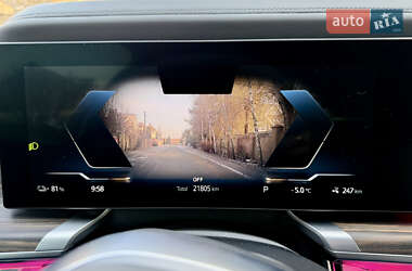 Седан BMW i7 2023 в 