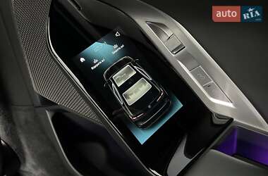 Седан BMW i7 2023 в 