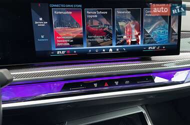 Седан BMW i7 2023 в 