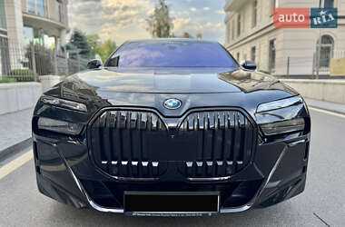 Седан BMW i7 2023 в Киеве Седан BMW i7 2023 в Киеве